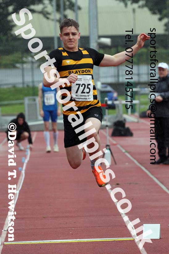 Mens and Boys triple jump, 2021 North Eastern Track and Field Champs., Middesbrough. Photo: David T. Hewitson/Sports for All Pics